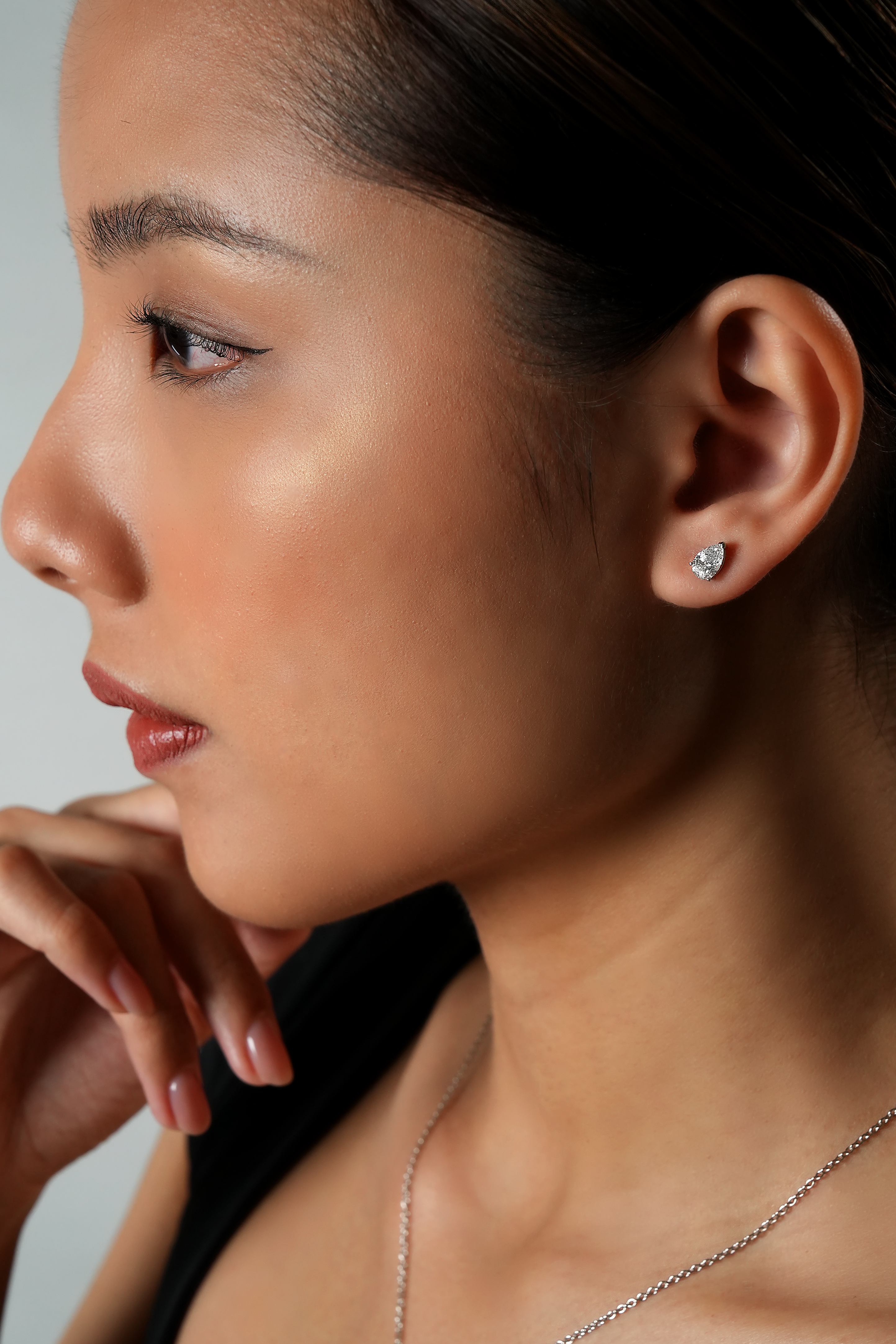 Refined Pear Diamond Earrings - (1 ct)