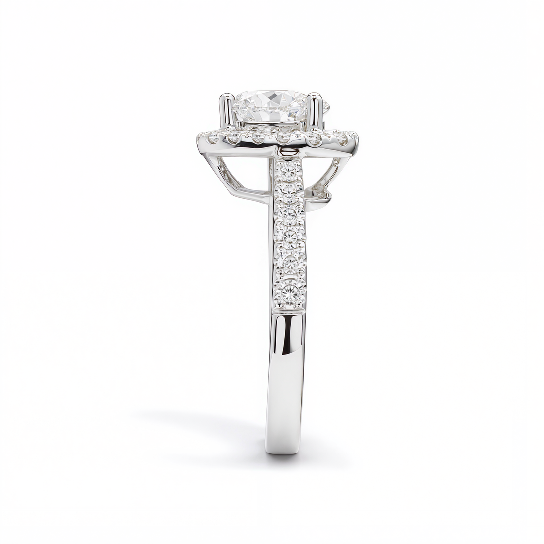 ROUND DIAMOND HALO RING ( 1.03 CT)