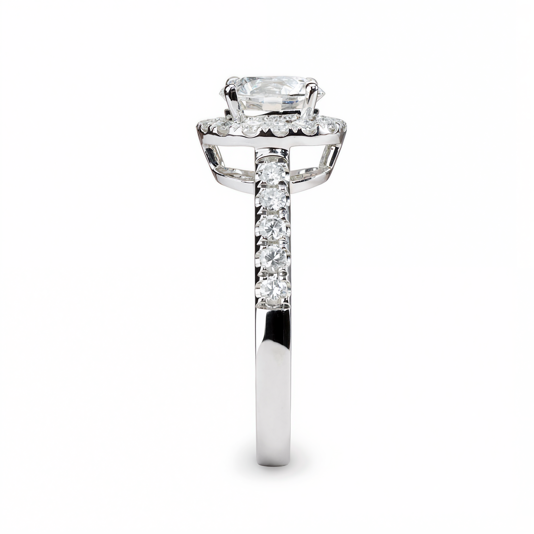 ROUND WITH HALO & PAVE DIAMOND RING