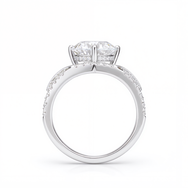 ROUND DIAMOND WITH PAVE RING ( 2.56 CT)