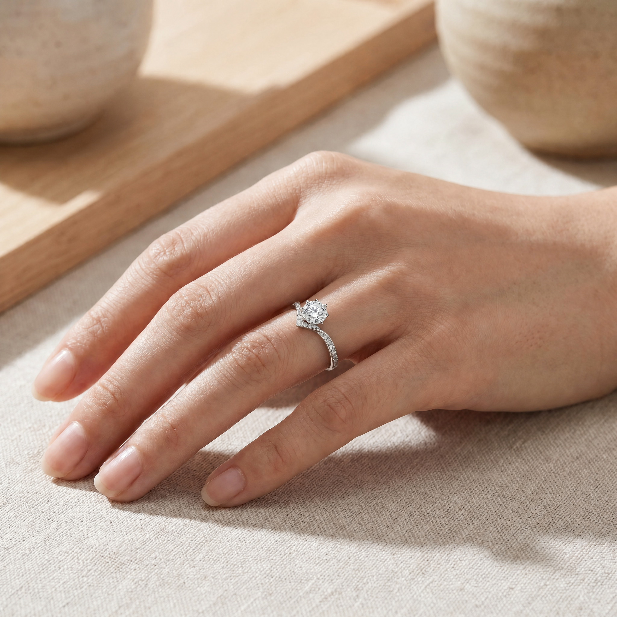ROUND DIAMOND WITH PAVE RING ( 2.56 CT)