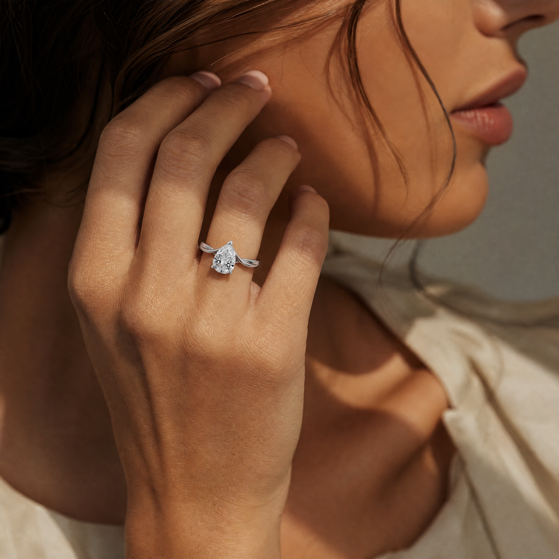 PEAR DIAMOND SOLITAIRE RING ( 2.02 CT)