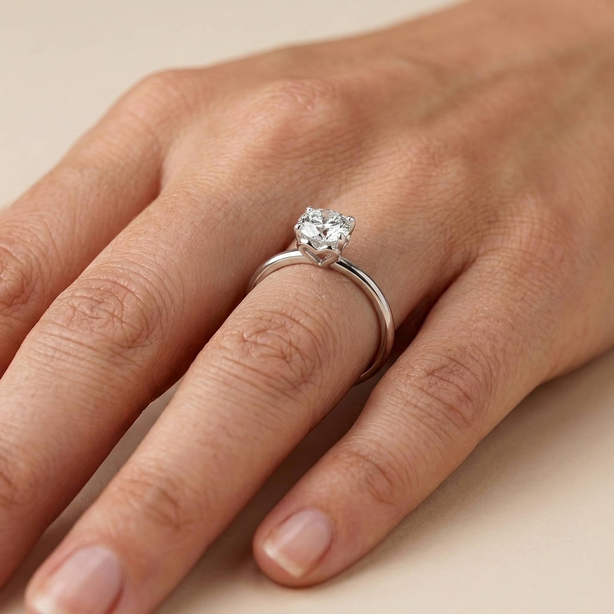 ROUND DIAMOND SOLITAIRE RING ( 2.07 CT)