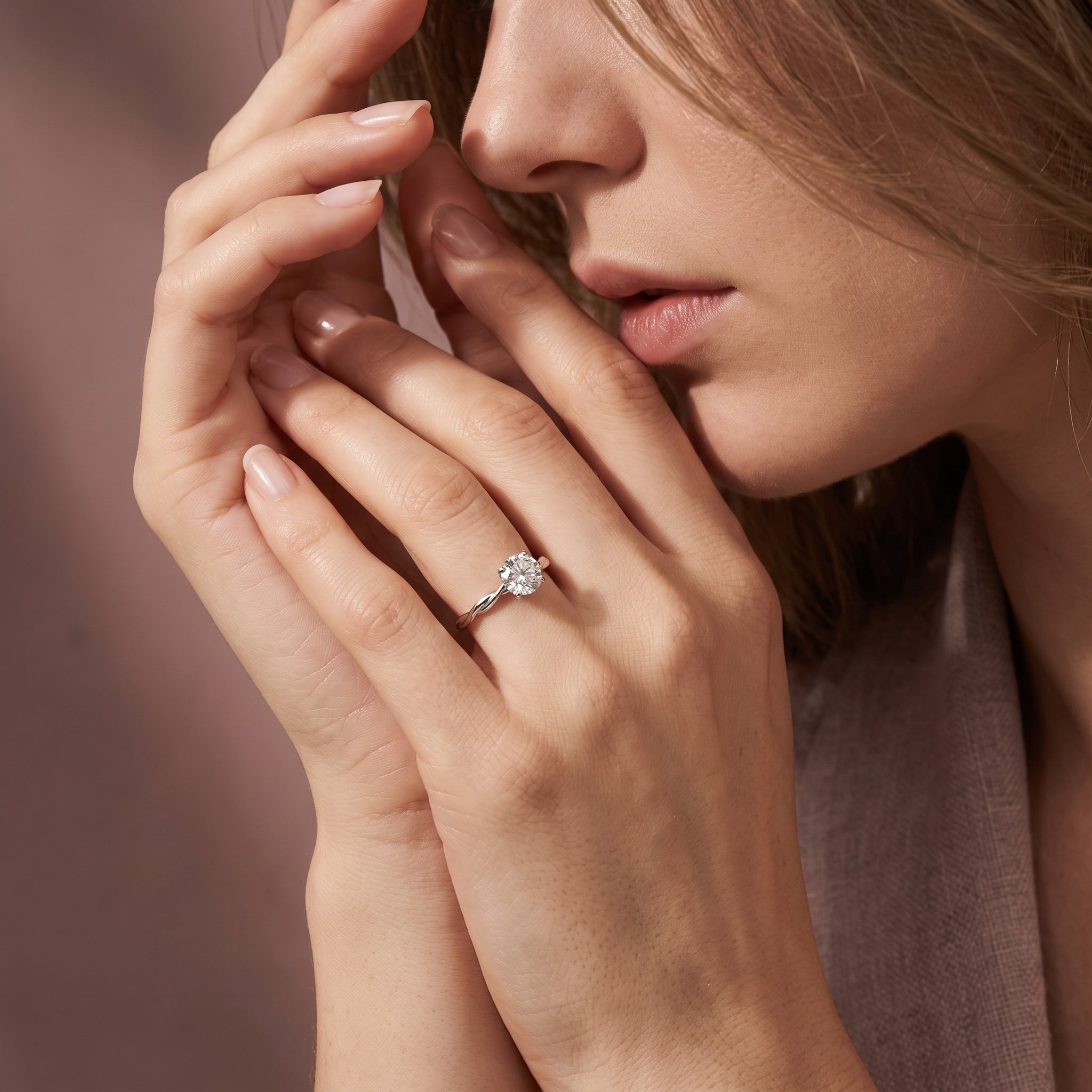 ROUND DIAMOND SOLITAIRE RING ( 2.26 CT)