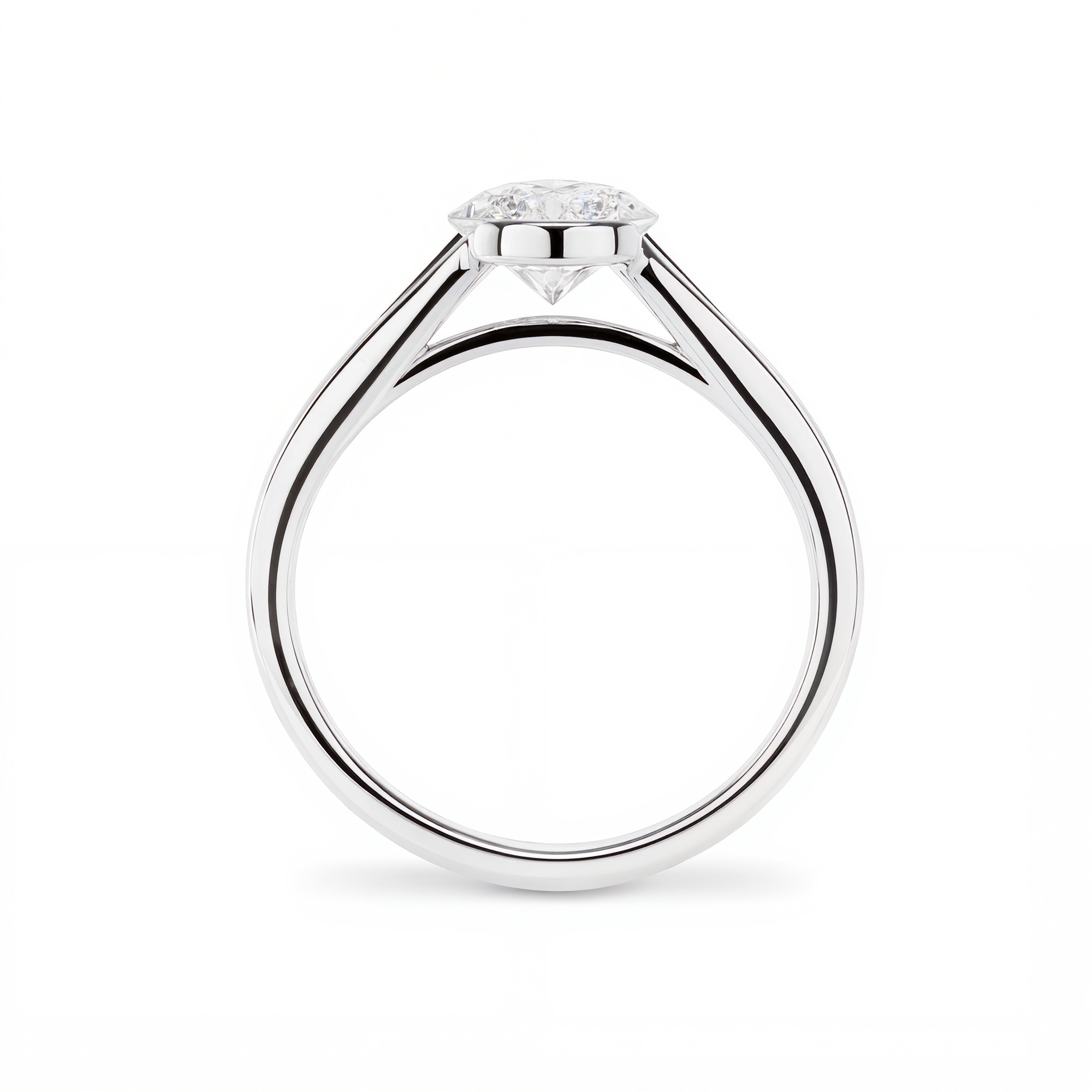 MARQUISE DIAMOND WITH SPLIT SHANK RING