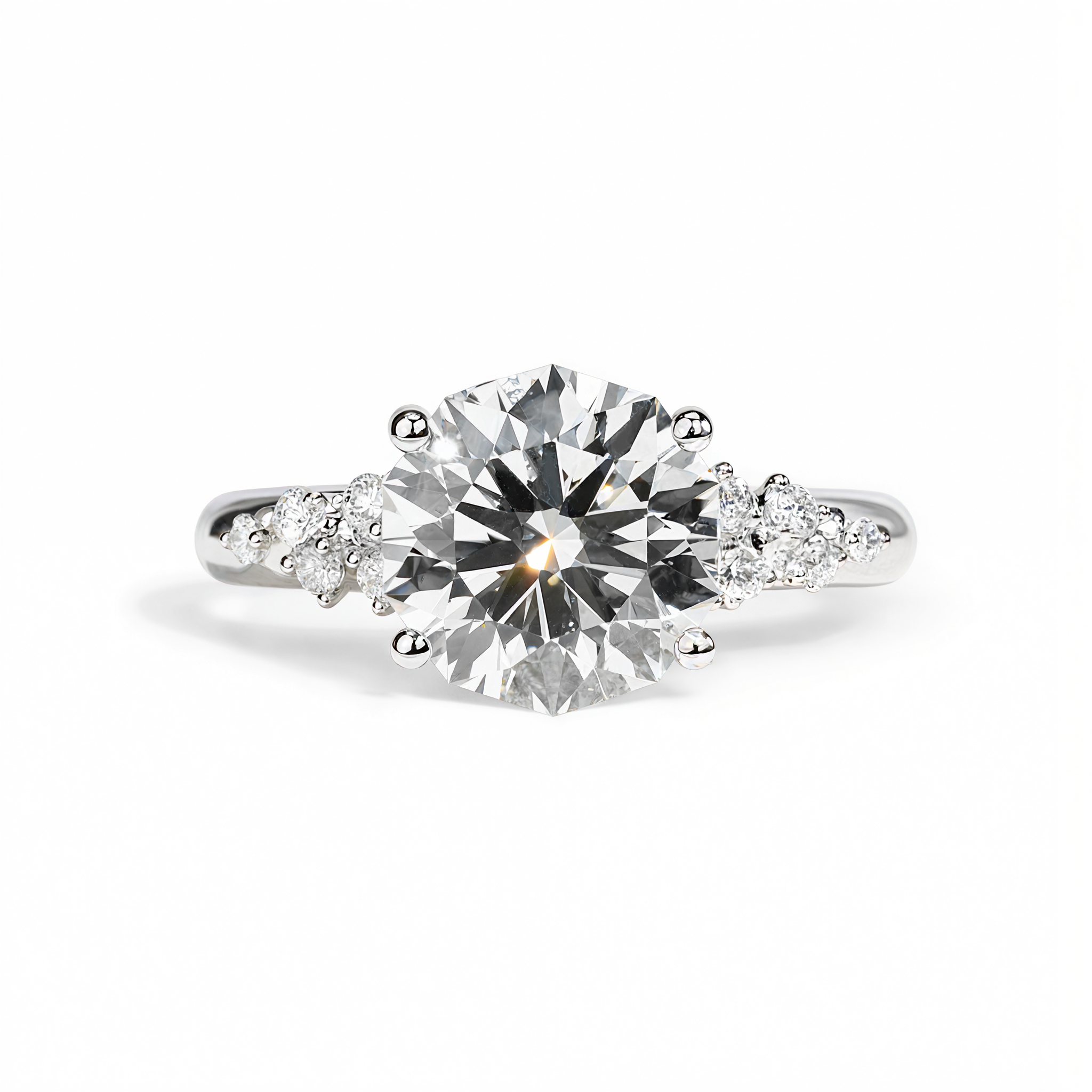 ROUND DIAMOND WITH SIDE DIAMONDS RING