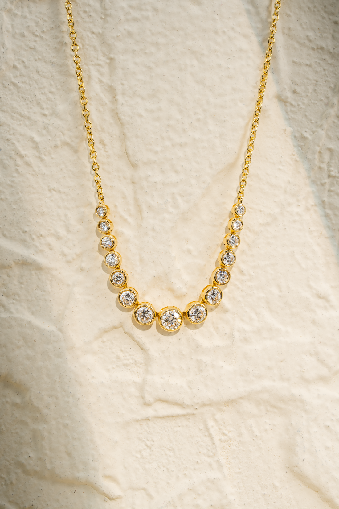 ETERNA ⅓ ROUND DIAMOND NECKLACE