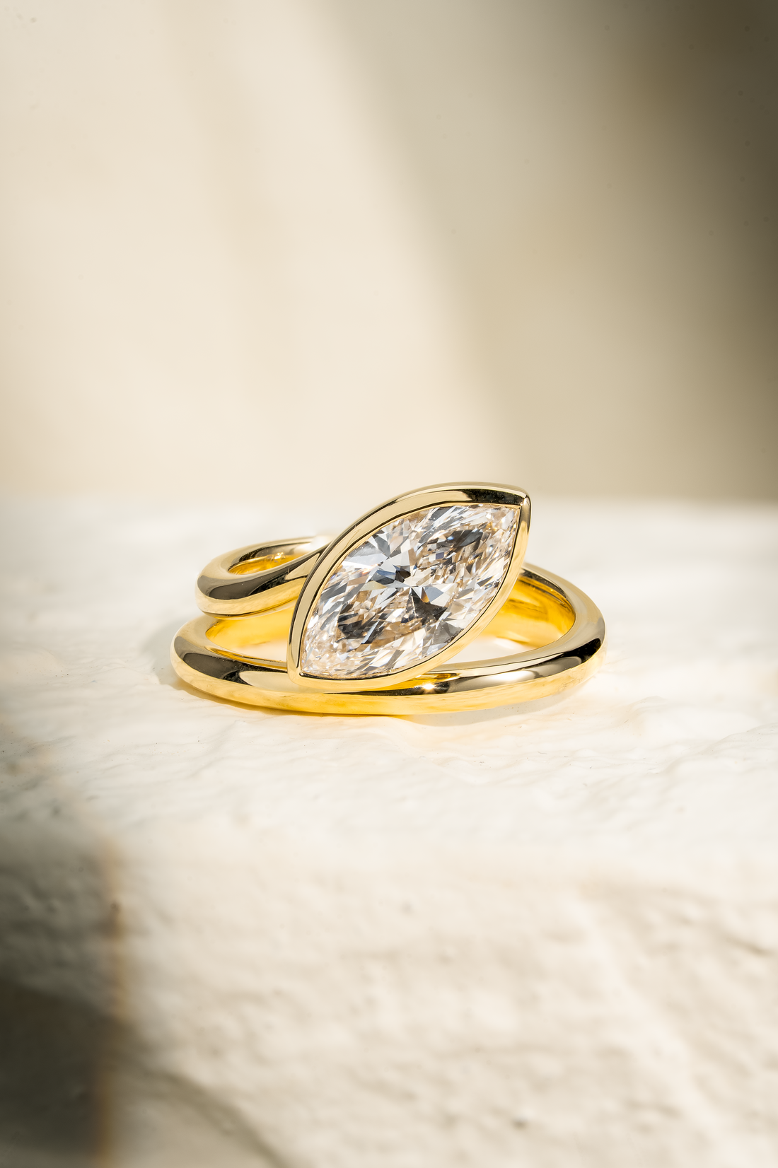 VIRELLE TWIST MARQUISE DIAMOND RING ( 1.59CT)