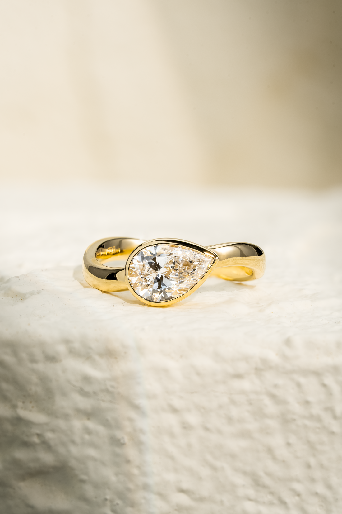 VIRELLE PEAR DIAMOND RING ( 1.17CT)