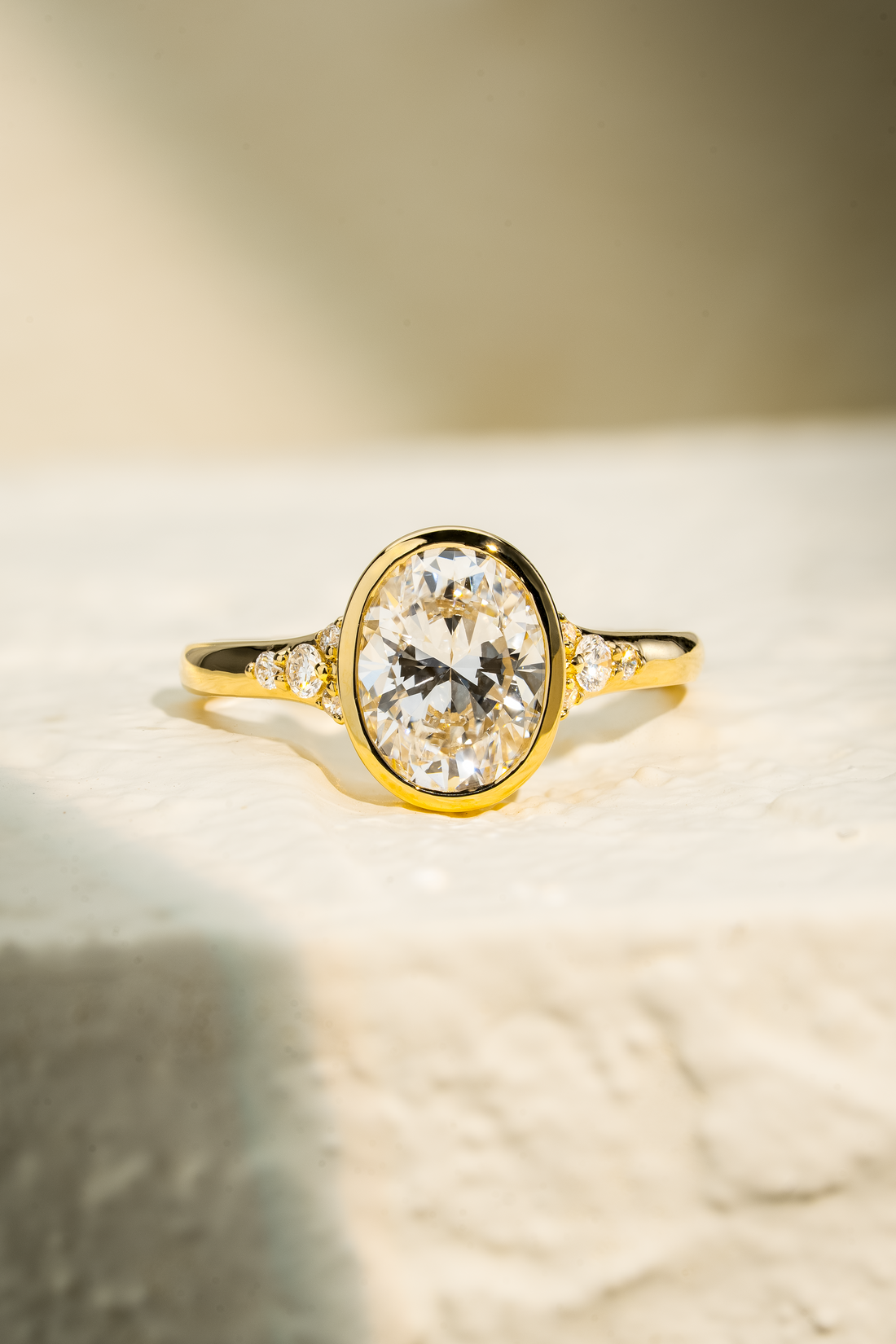 AURA OVAL DIAMOND RING ( 1.86CT)