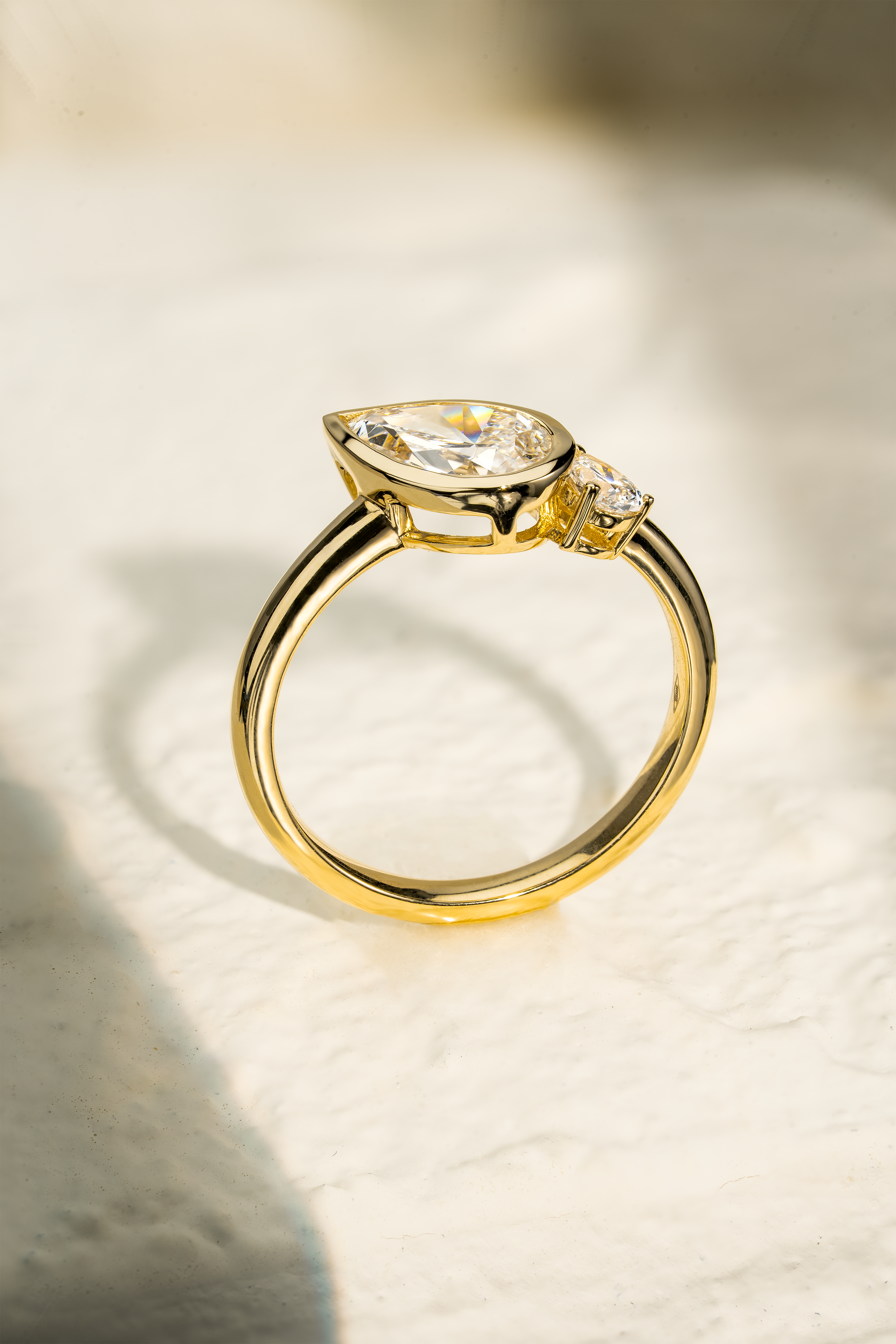 AURA PEAR DIAMOND RING ( 1.11CT)