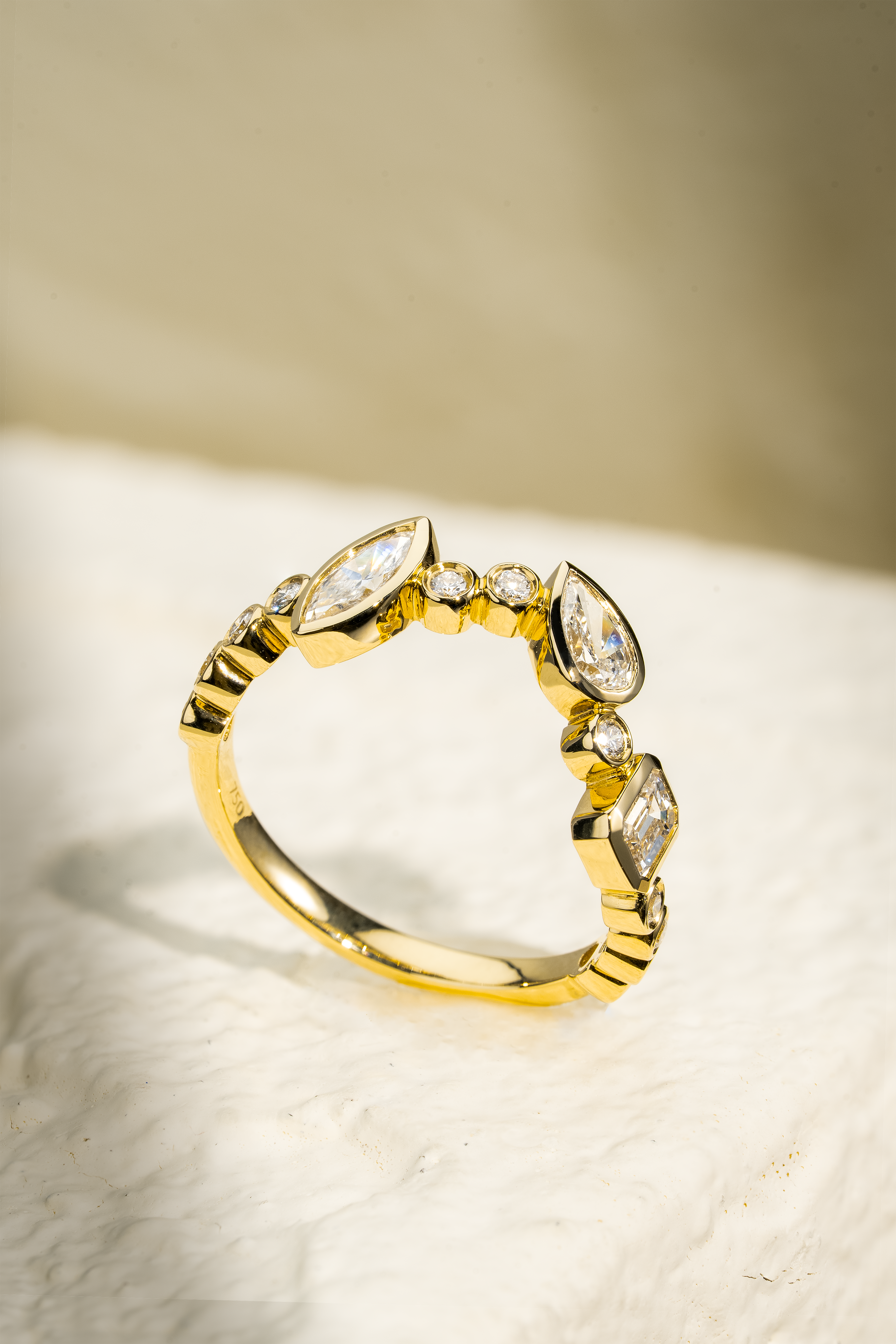 ETERNA FANCY DIAMONDS CURVED RING