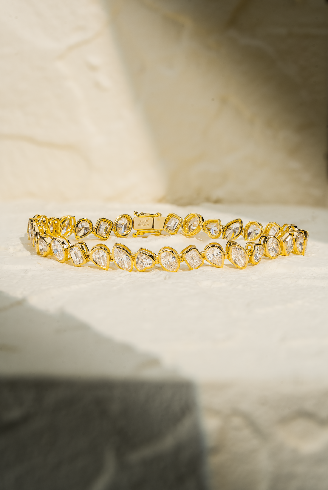 AURA FANCY DIAMOND BRACELET