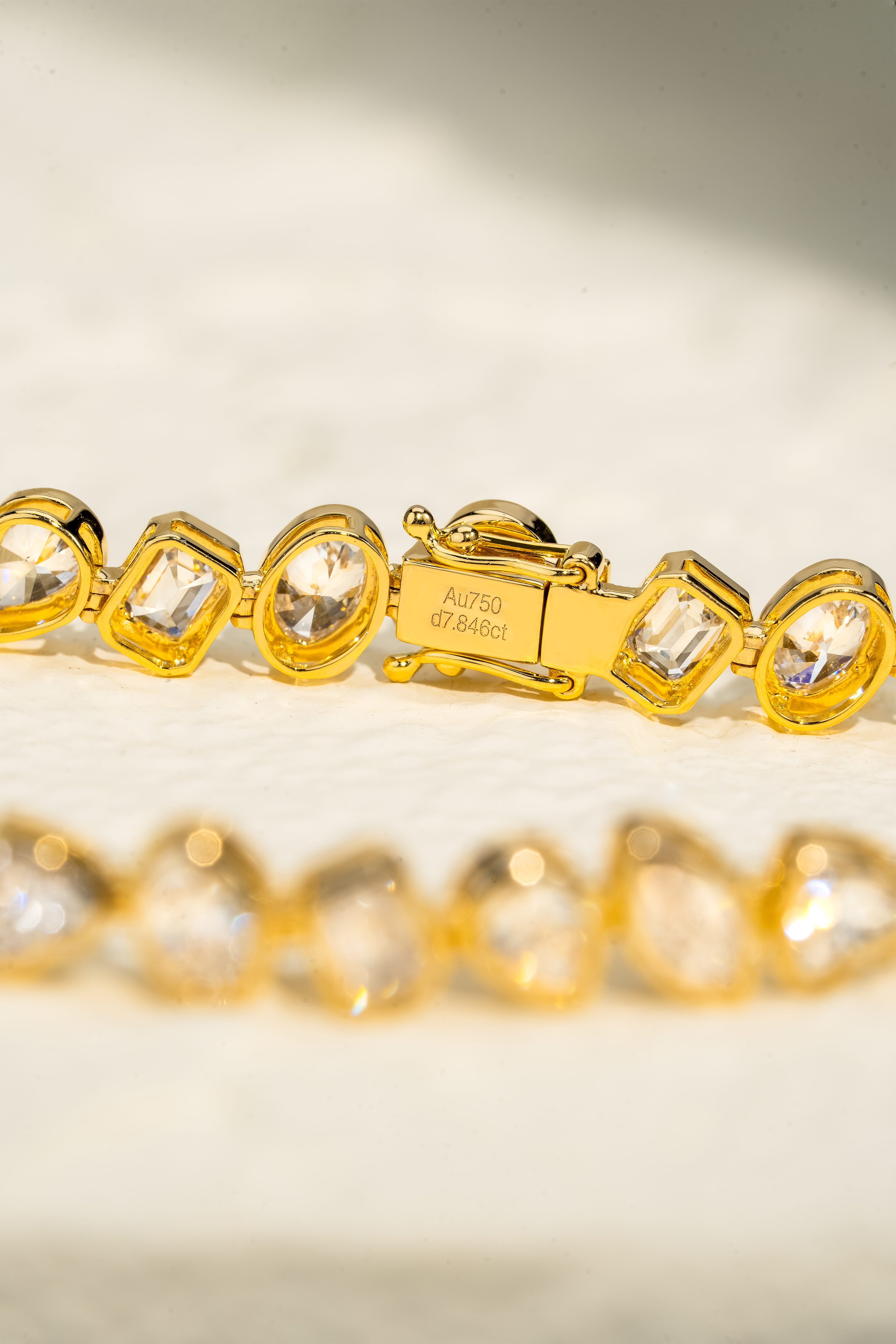 AURA FANCY DIAMOND BRACELET