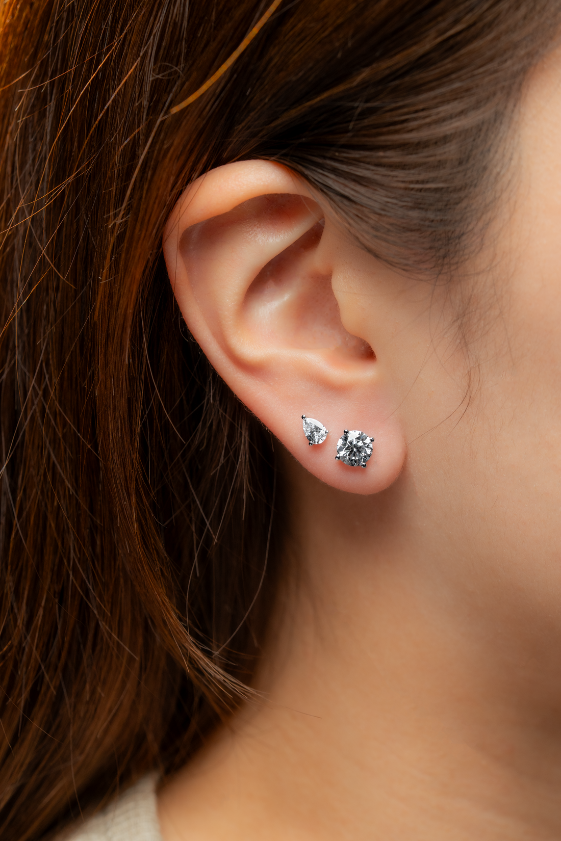 ROUND DIAMOND PLATINUM EAR STUDS - ( 2.14CT)