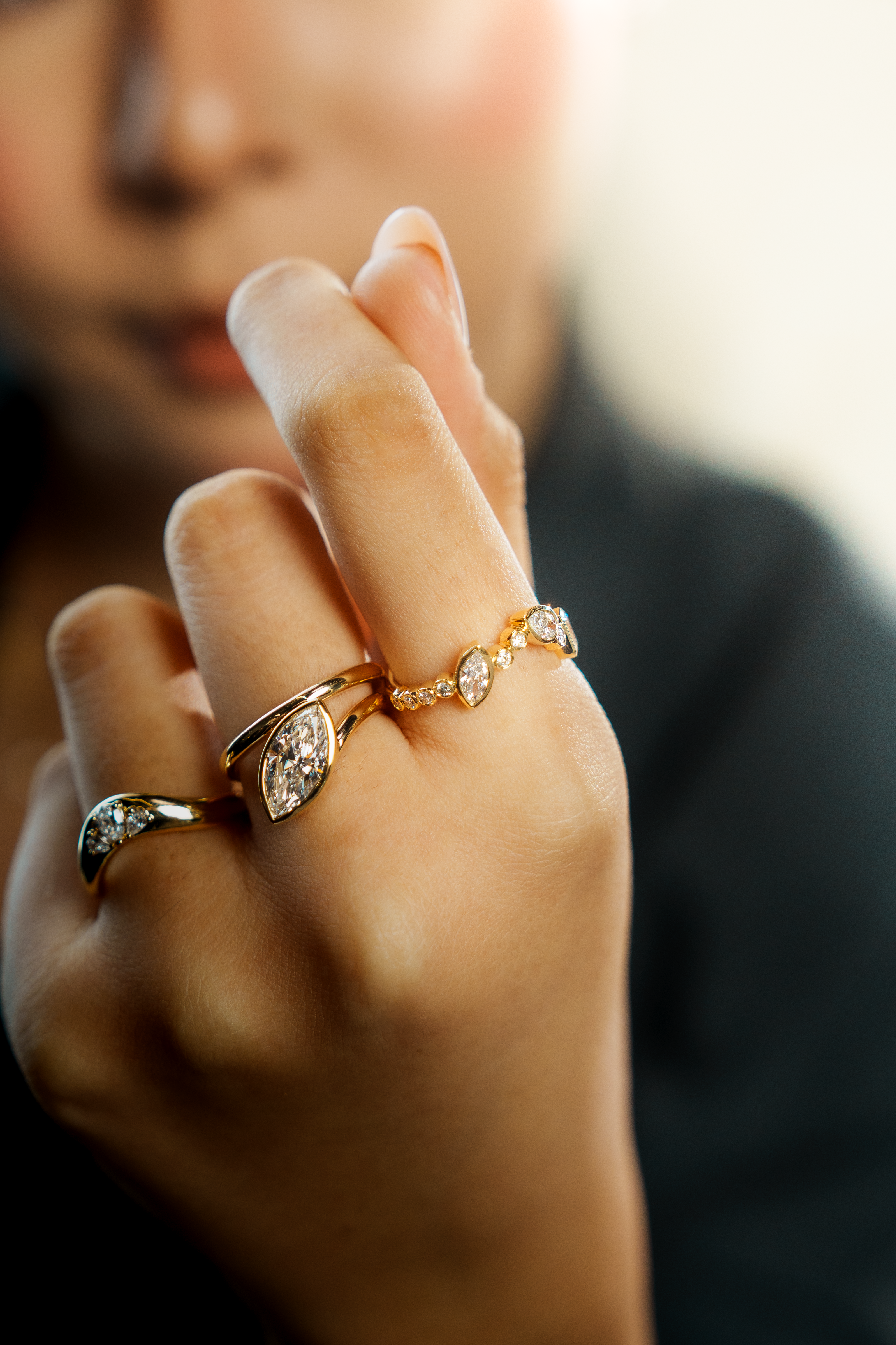 ETERNA FANCY DIAMONDS CURVED RING