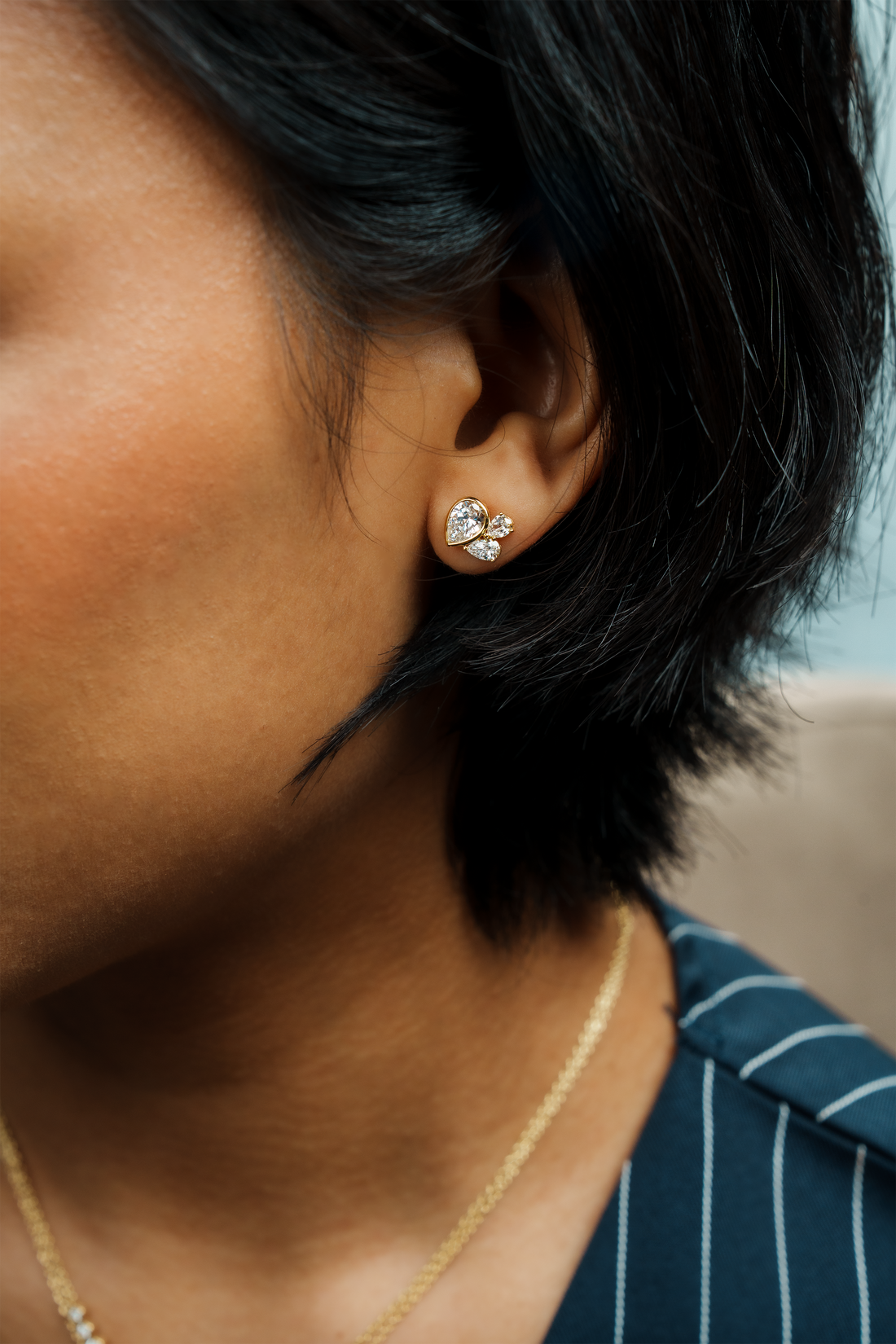 AURA PEAR DIAMOND EARSTUDS