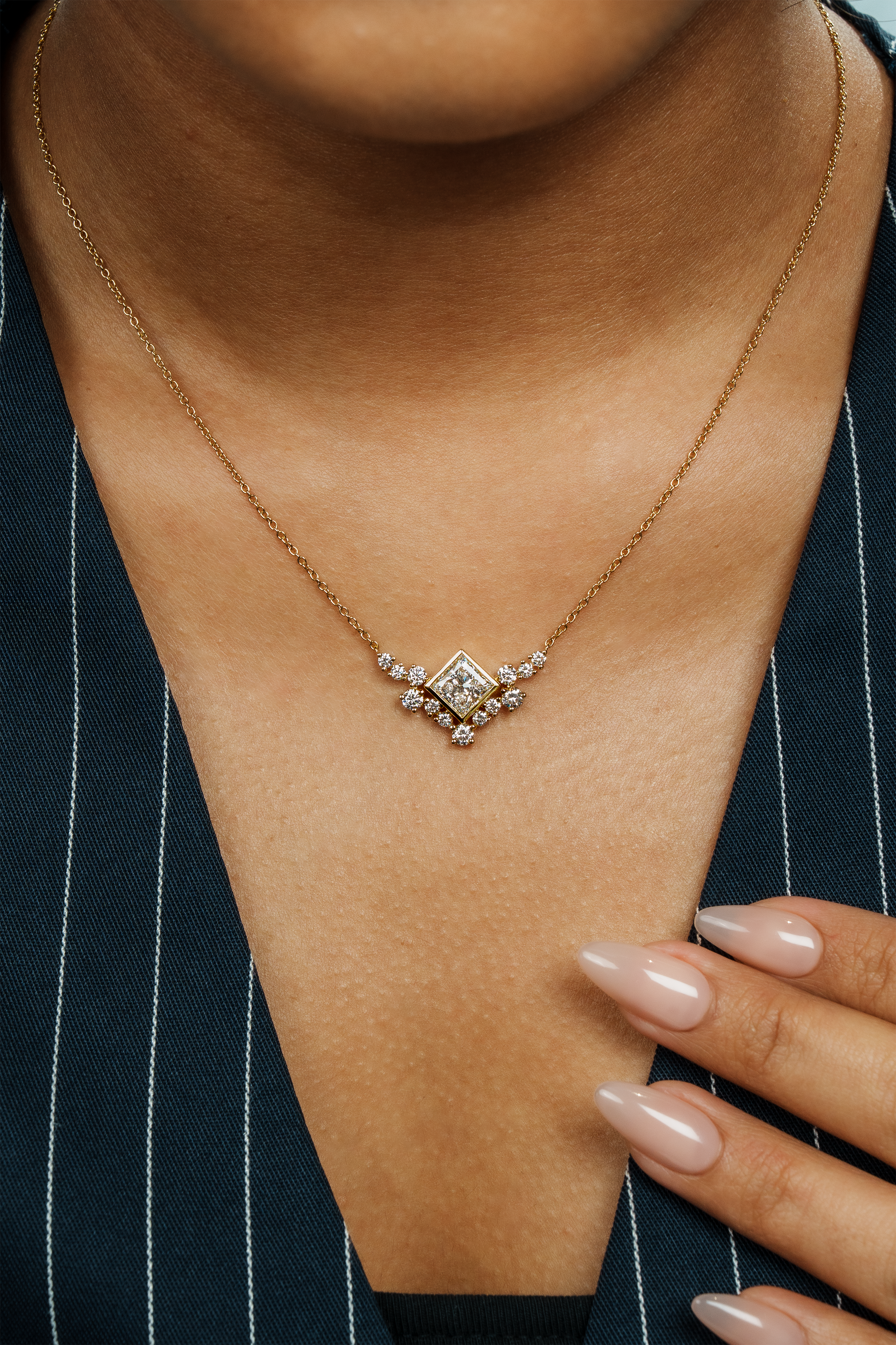 AURA PRINCESS DIAMOND NECKLACE ( 1.86CT)