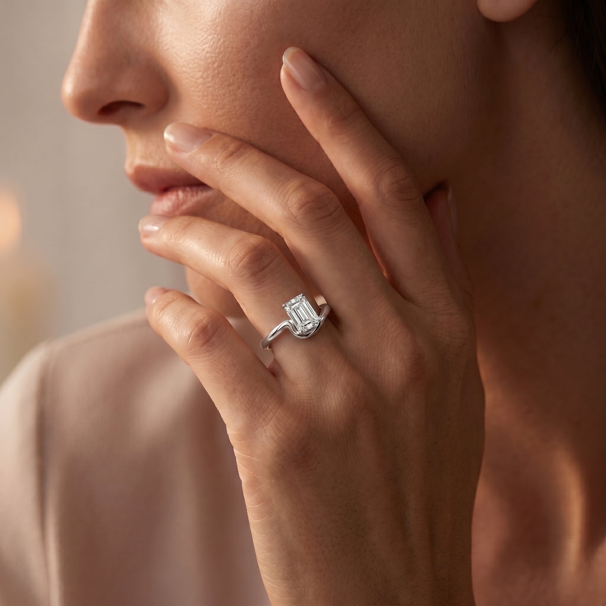 EMERALD CUT DIAMOND SOLITAIRE RING