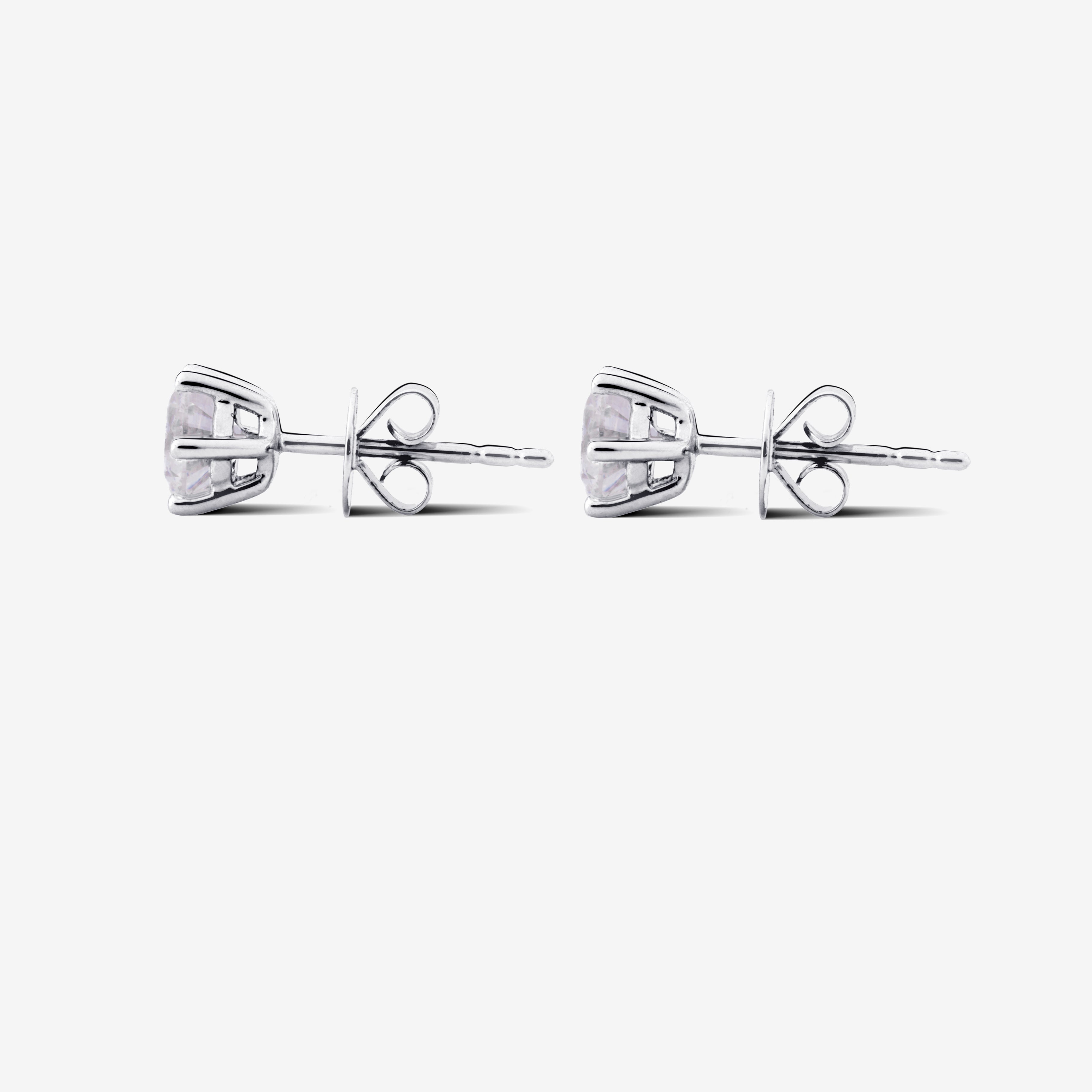 Round Diamond Stud Earring – 0.6ct in White Gold
