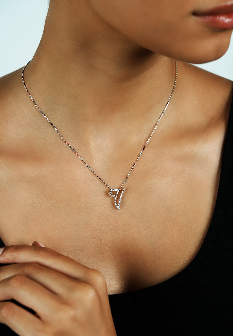 Pavé Initial Pendant – V