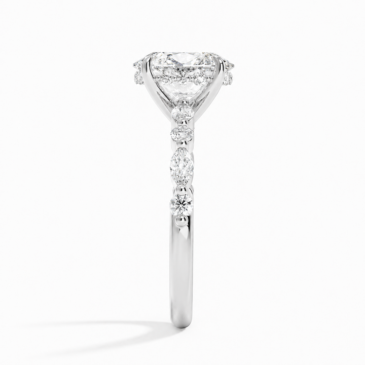 OVAL DIAMOND WITH SIDESTONES DIAMOND PAVE RING